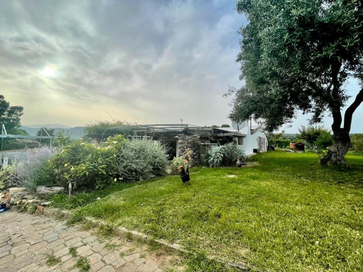 Le Corti Sarde Sea Breeze Villa Bari Sardo Esterno foto